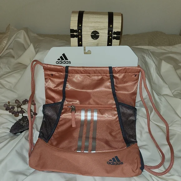 BackPack - Picture 2 of 7